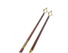 220 cm-es, fából készült zászlórúd lándzsahegy véggel